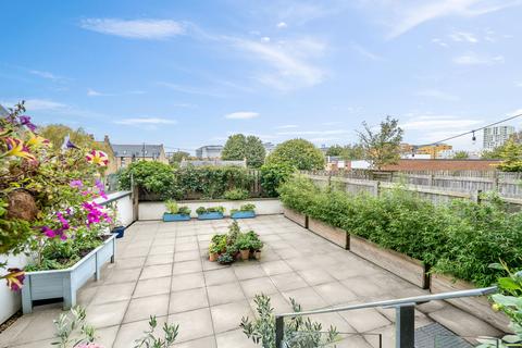 2 bedroom flat for sale, Blackwall Lane, Greenwich SE10