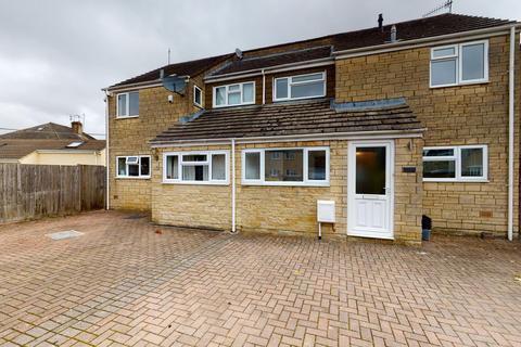 undefined, Rose Way, Cirencester GL7