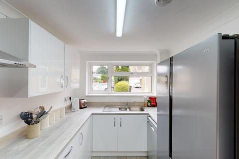 undefined, Rose Way, Cirencester GL7