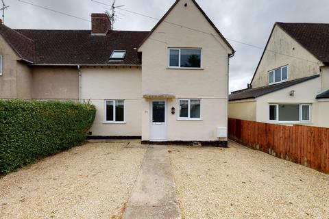 5 bedroom house share to rent, Brooke Road, Cirencester GL7