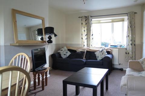 4 bedroom house share to rent, Chesterton Lane, Cirencester GL7