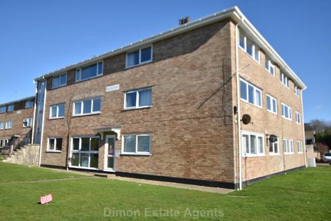 2 bedroom flat for sale, Broadsands Drive, Gomer