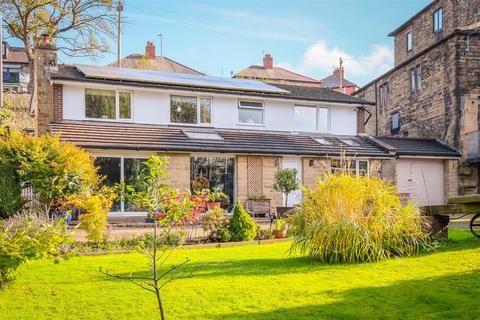 3 bedroom detached house for sale, Lock Gate, Phoebe Lane, Halifax