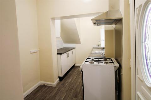 2 bedroom flat to rent, Imeary Street, South Shields