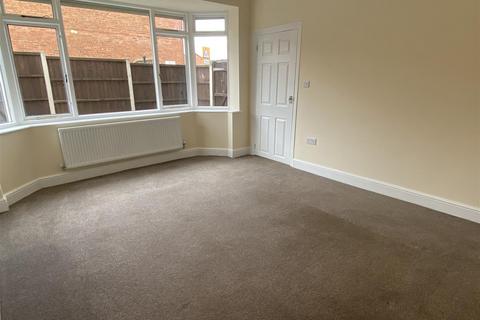 2 bedroom end of terrace house for sale, Bretby Road, Newhall DE11