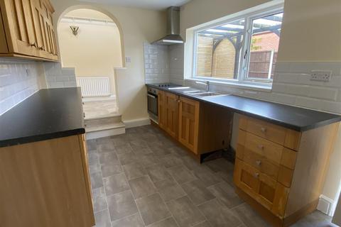 2 bedroom end of terrace house for sale, Bretby Road, Newhall DE11