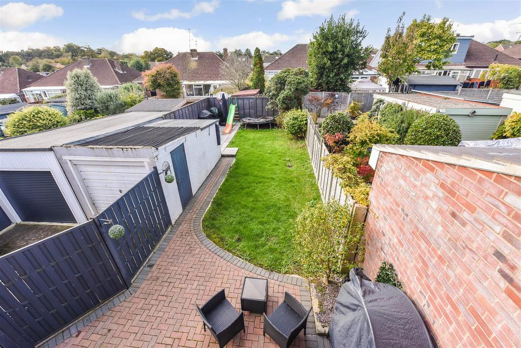 Penhurst Road, Bedhampton 3 bed semidetached house for sale £375,000