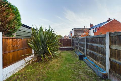 2 bedroom semi-detached house for sale, Banastre Road, Southport PR8