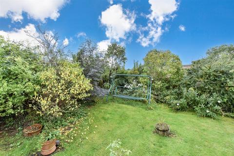 7 Downs Close, East Studdal, Dover, CT15 5BY