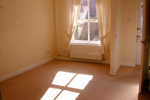 2 bedroom house to rent, Mitre Way, Ipswich, Suffolk, IP3