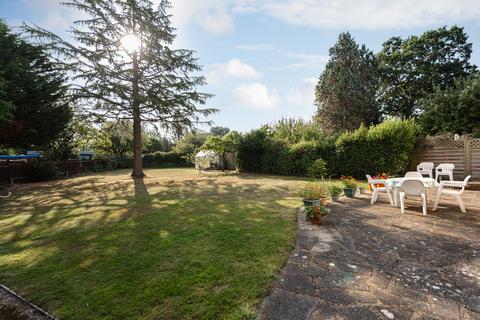 11 Loraine Gardens, Ashtead, KT21 1PD