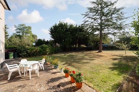 11 Loraine Gardens, Ashtead, KT21 1PD
