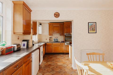 11 Loraine Gardens, Ashtead, KT21 1PD