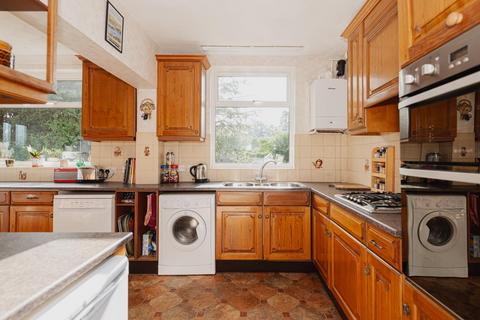 11 Loraine Gardens, Ashtead, KT21 1PD