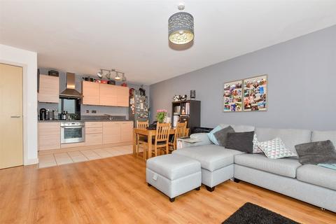 1 bedroom flat for sale, Sandling Lane, Penenden Heath, Maidstone, Kent