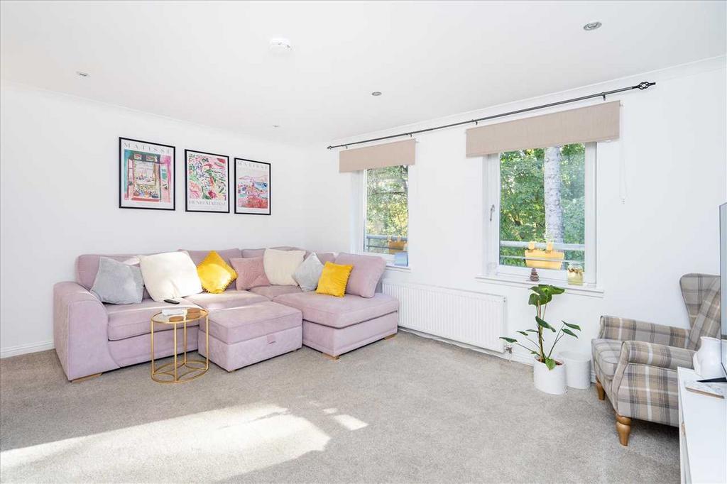 Flat 6, 7 James Short Park, FK1 5EB 2 bed apartment for sale £119,995