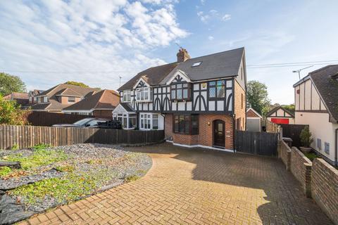 4 bedroom semi-detached house for sale, Maidstone Road, Wigmore ME8