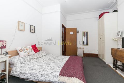 2 bedroom flat to rent, Brooke Road, London N16