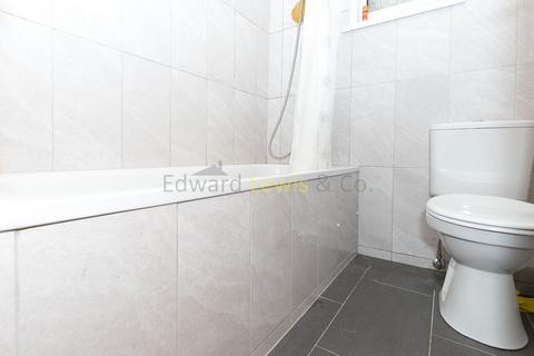 2 bedroom flat to rent, Brooke Road, London N16