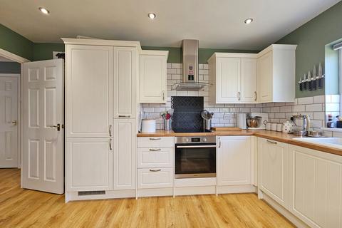 1 Royal Charter Park, Chulmleigh, EX18 7DH