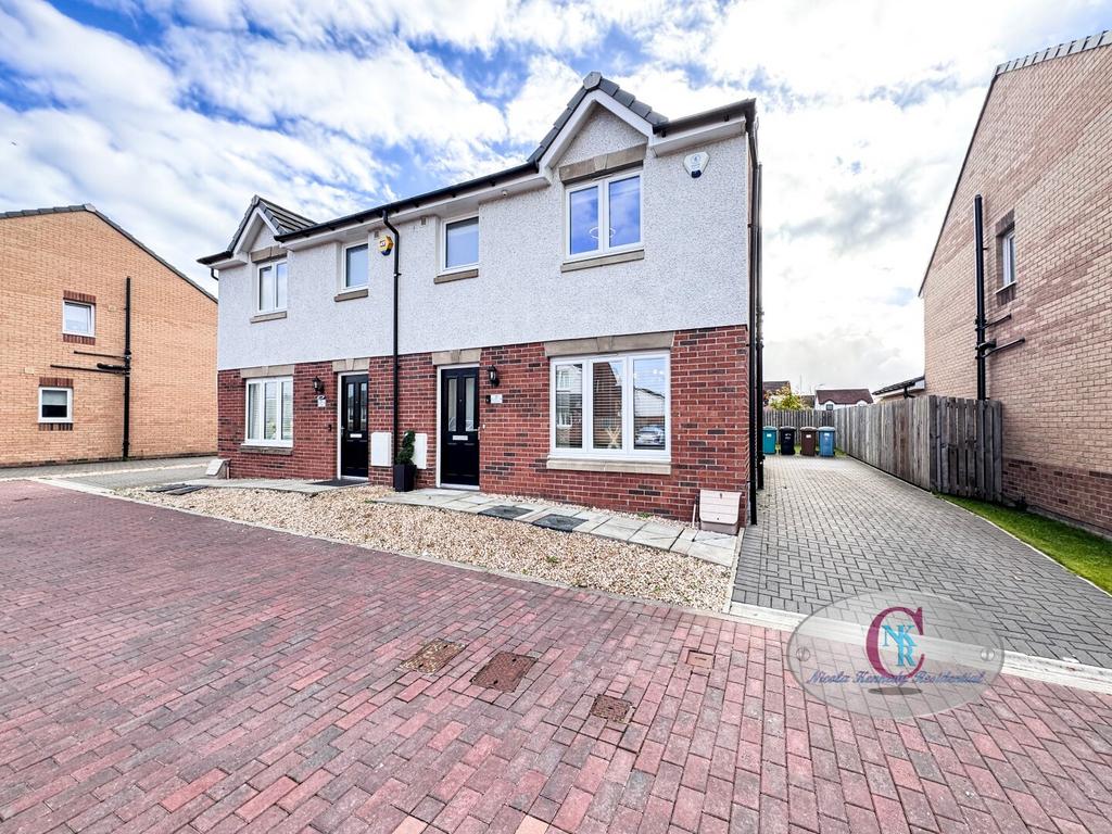 TRACK DRIVE, UDDINGSTON G71 3 bed semidetached house for sale £245,000