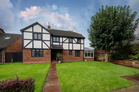 4 bedroom detached house for sale, Carlile Gardens, Reading RG10