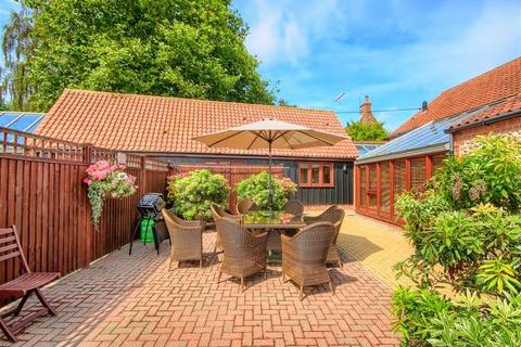 3 bedroom barn conversion to rent, West Beckham, Sheringham, Norfolk