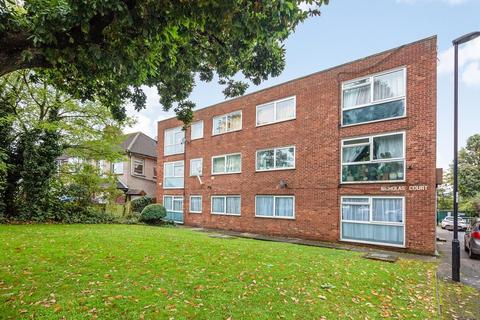 1 bedroom flat for sale, Nicholas Court, Burnt Ash Hill, Lee, London