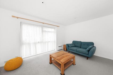 1 bedroom flat for sale, Nicholas Court, Burnt Ash Hill, Lee, London