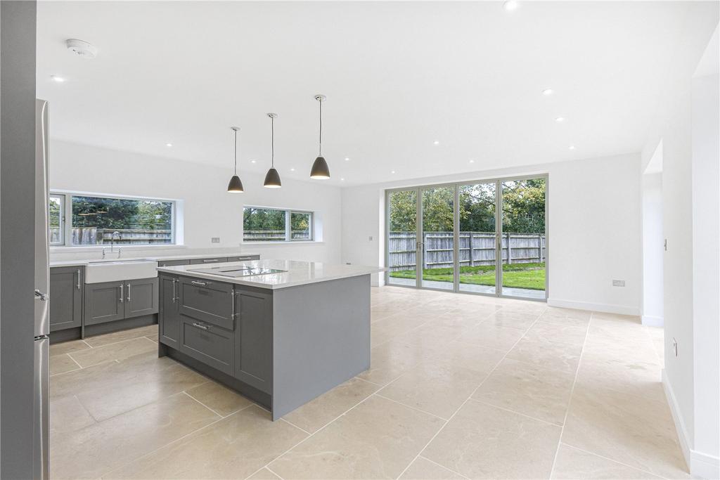 Kitchen Family Room