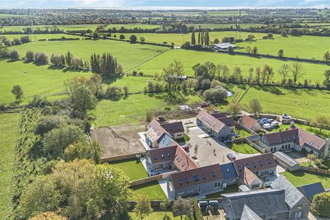 4 bedroom terraced house for sale, Northmoor Park, Northmoor, Witney, Oxfordshire, OX29