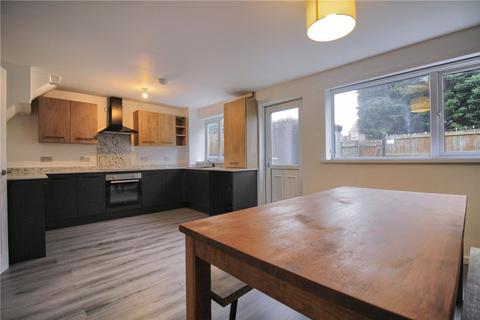 3 bedroom semi-detached house to rent, Lindisfarne Road, Middlesbrough, TS3