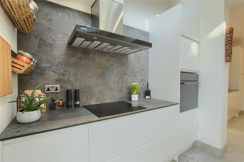 576 Acklam Road, Middlesbrough, TS5 8BE