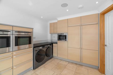 9 Cherry Orchard, Oakington, Cambridge, CB24 3AY