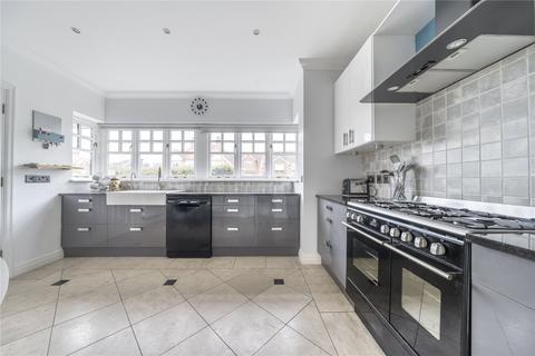 5 bedroom detached house for sale, Shepperton Road, Surrey TW18