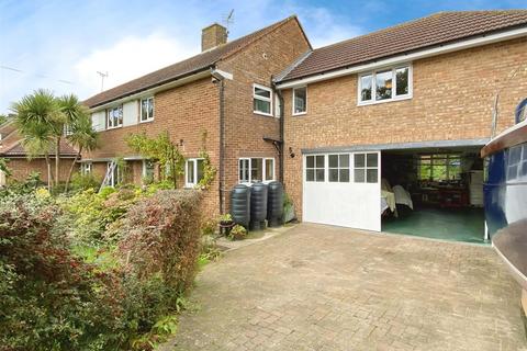 4 bedroom semi-detached house for sale, Sir Evelyn Road, Rochester