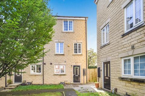 4 bedroom townhouse for sale, Redbrook Way, Bradford