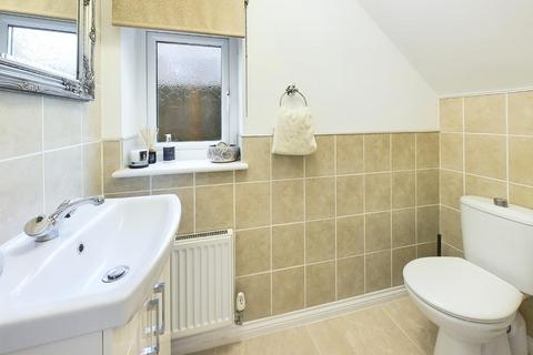 33 Redbrook Way, Bradford, BD9 6SF