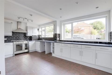 4 bedroom detached house for sale, Jenned Road, Arnold NG5