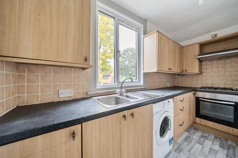 2 bedroom maisonette for sale, Malyons Road, London