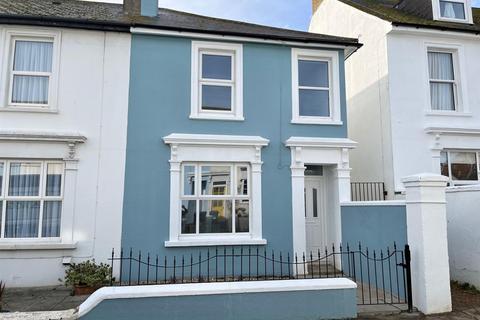 3 bedroom house for sale, East Street, Seaford