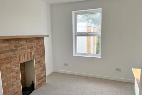 3 bedroom house for sale, East Street, Seaford