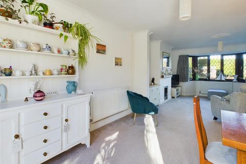 4 bedroom semi-detached house for sale, Roughton Road, Cromer