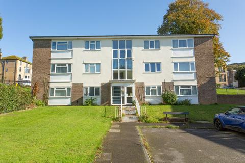 2 bedroom flat for sale, Godwyne Close, Dover, CT16