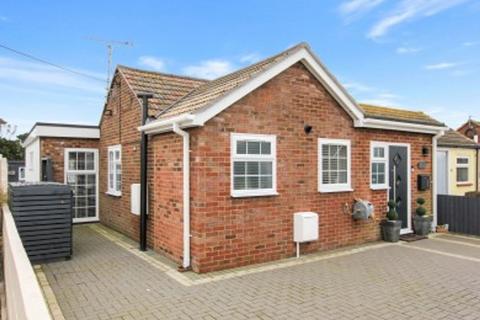 3 bedroom semi-detached bungalow for sale, Pleasance Road North, Romney Marsh TN29