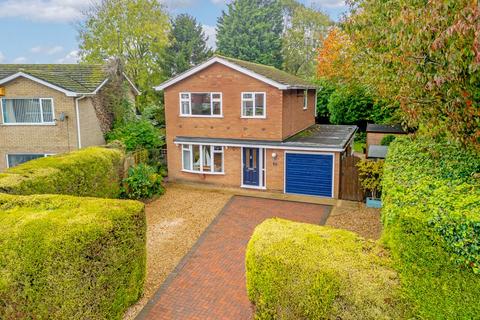48 Aintree Drive, Spalding, PE11 3BS