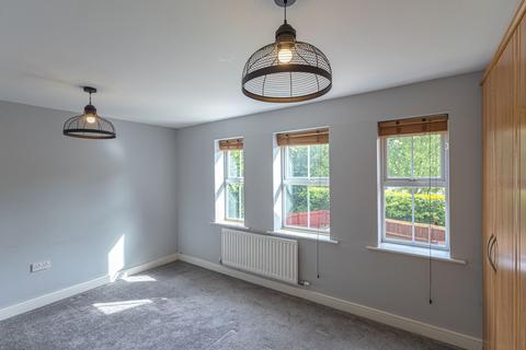 5 Wheelock Close, Northwich, CW9 8TQ