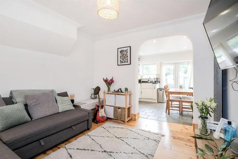 1 bedroom flat for sale, Marmion Avenue, Chingford