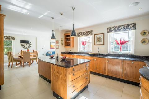 Fairview Tandridge Road, Warlingham, CR6 9LS