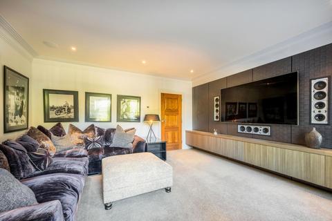 Fairview Tandridge Road, Warlingham, CR6 9LS